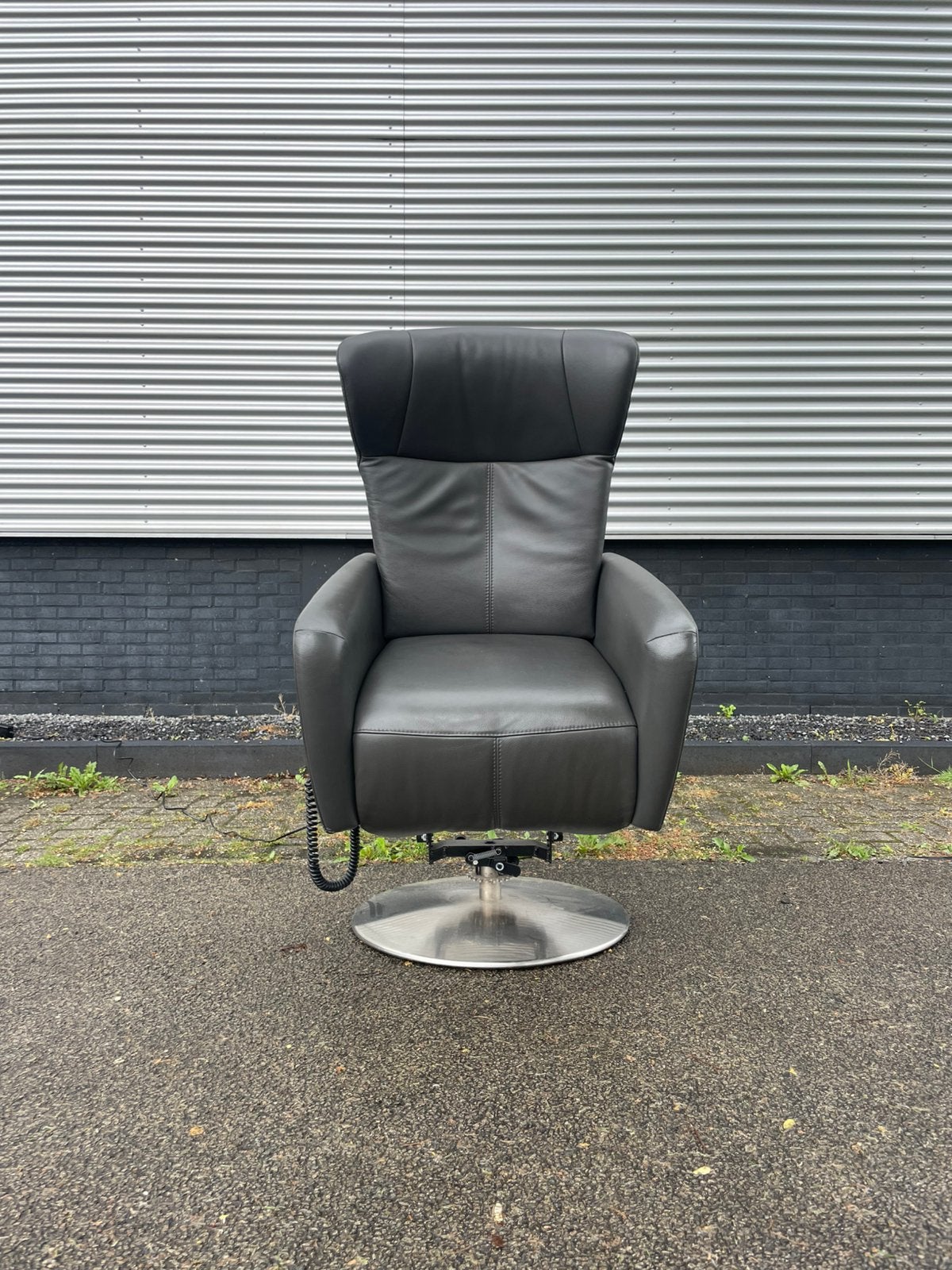 Grijze leren prominent sorisso sta op stoel / relax fauteuil, Huis en Inrichting, Minder dan 75 cm, Ophalen of Verzenden, 50 tot 75 cm