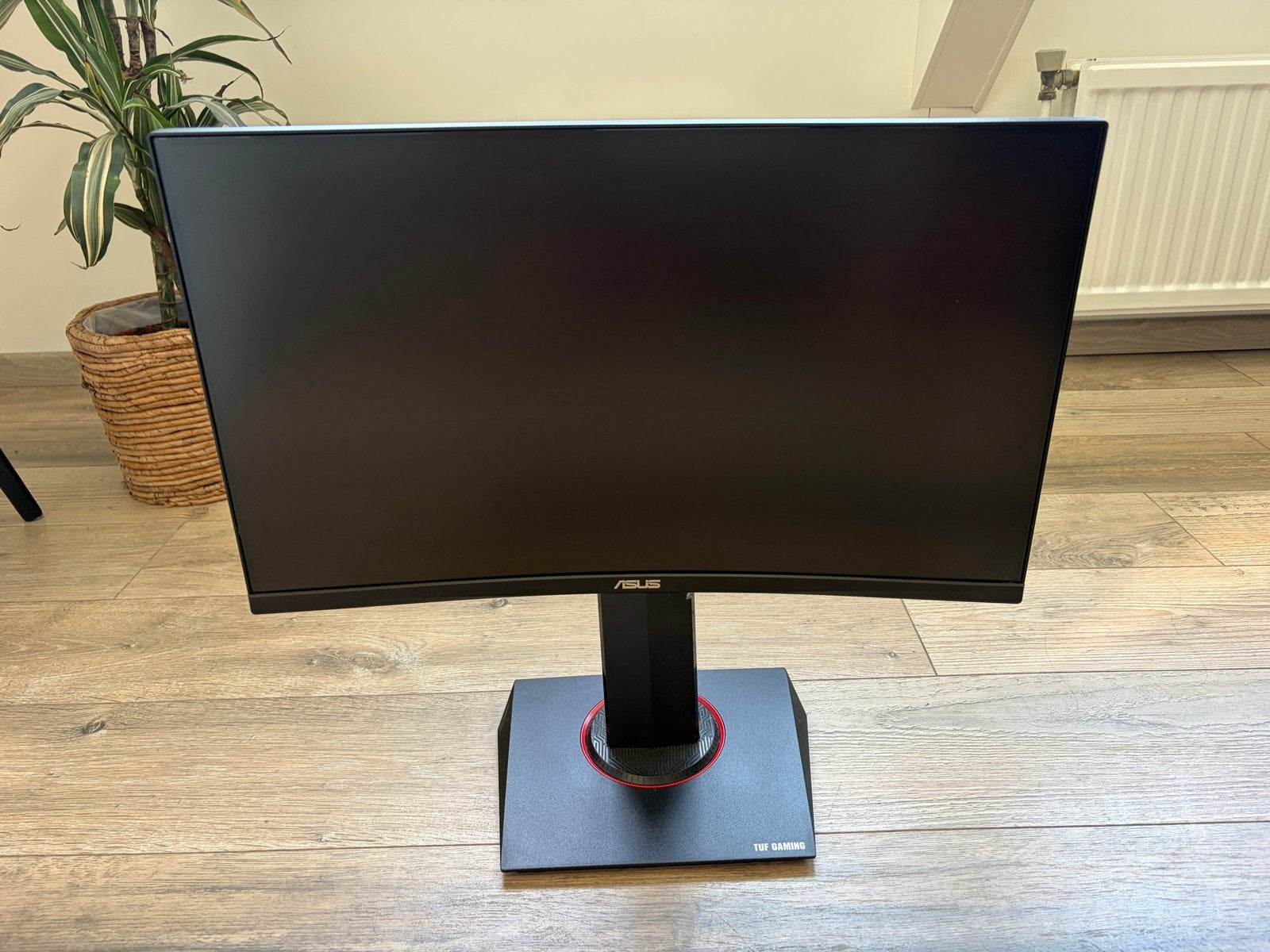 ASUS TUF Gaming VG24VQ Curved Gaming Monitor, Computers en Software, Monitoren, HDMI, 101 t/m 150 Hz, Curved, VA