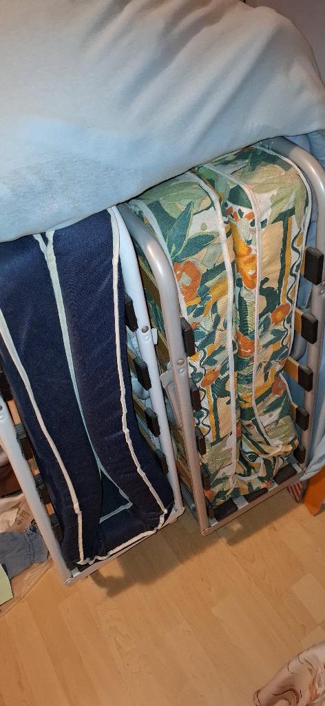 2 opklapbedden, Ophalen, Gebruikt, 90 cm, Eenpersoons