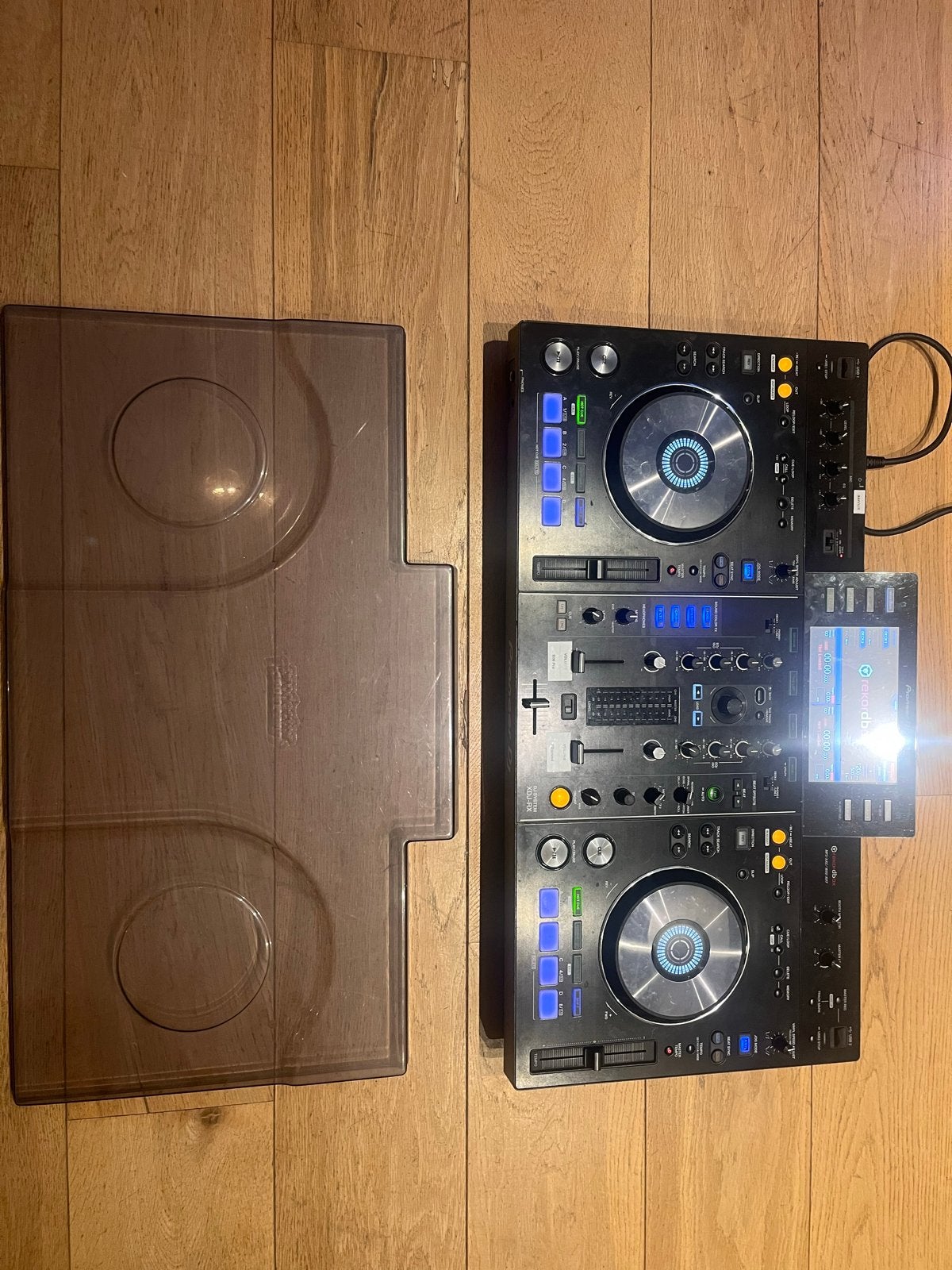 Pioneer DJ XDJ-RX DJ-set met stofkap