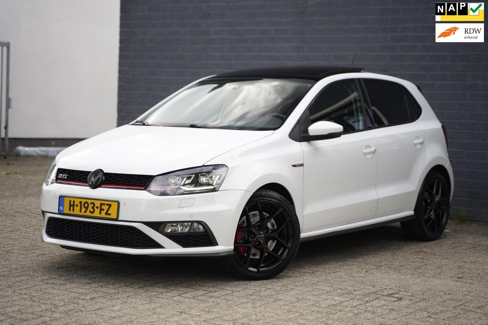Volkswagen Polo 1.8 TSI GTI 220pk, DSG, Panoramadak, NAP, Auto's, Stof, Gebruikt, Wit, Bedrijf