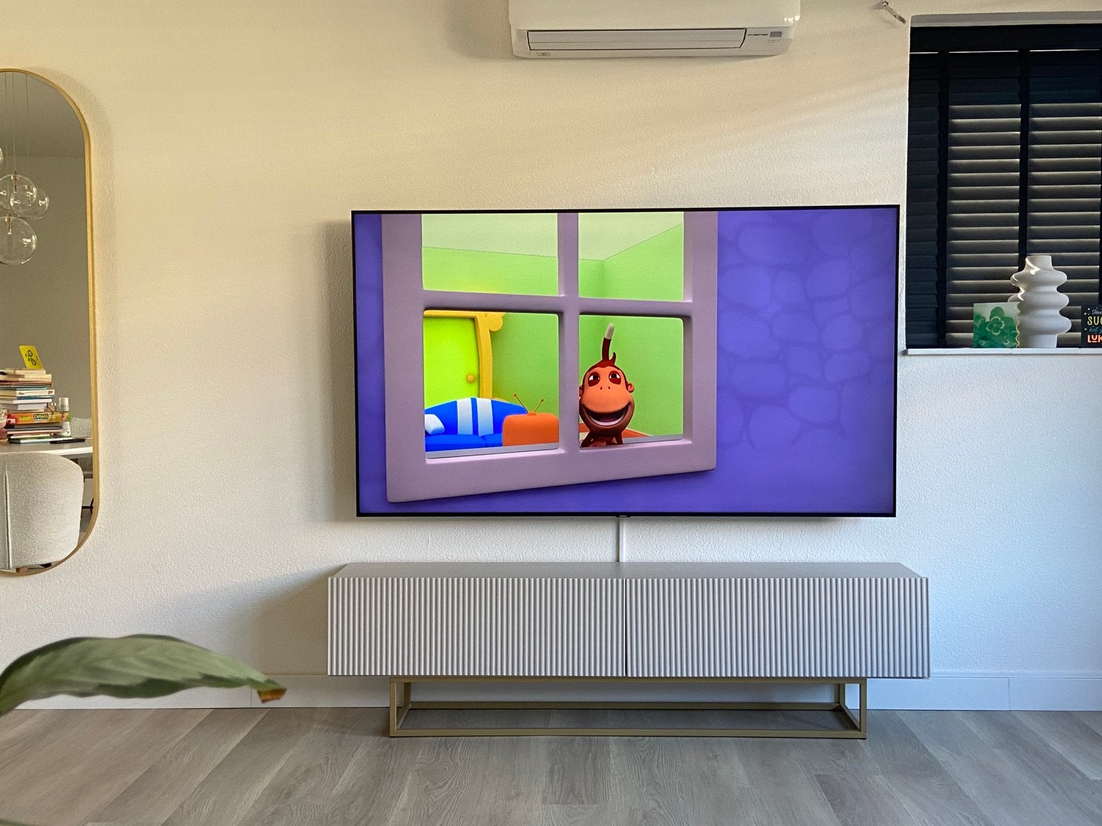 TV-Meubel ‘Vesper’, 150 tot 200 cm, Zo goed als nieuw, Minder dan 100 cm, 25 tot 50 cm
