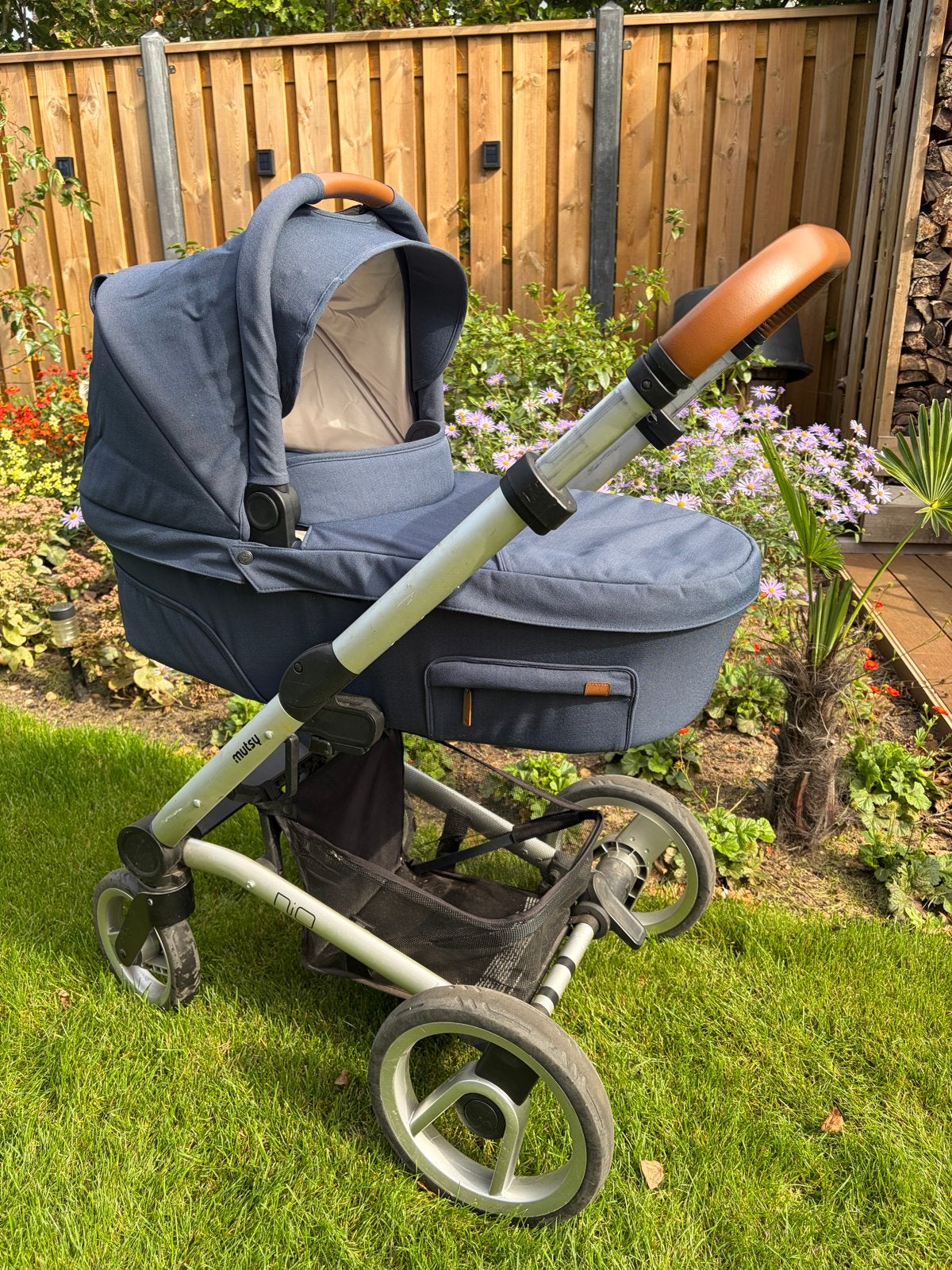 Mutsy Nio Combiwagen met Maxi-Cosi en accessoires, Ophalen, Gebruikt, Combiwagen, Verstelbare duwstang
