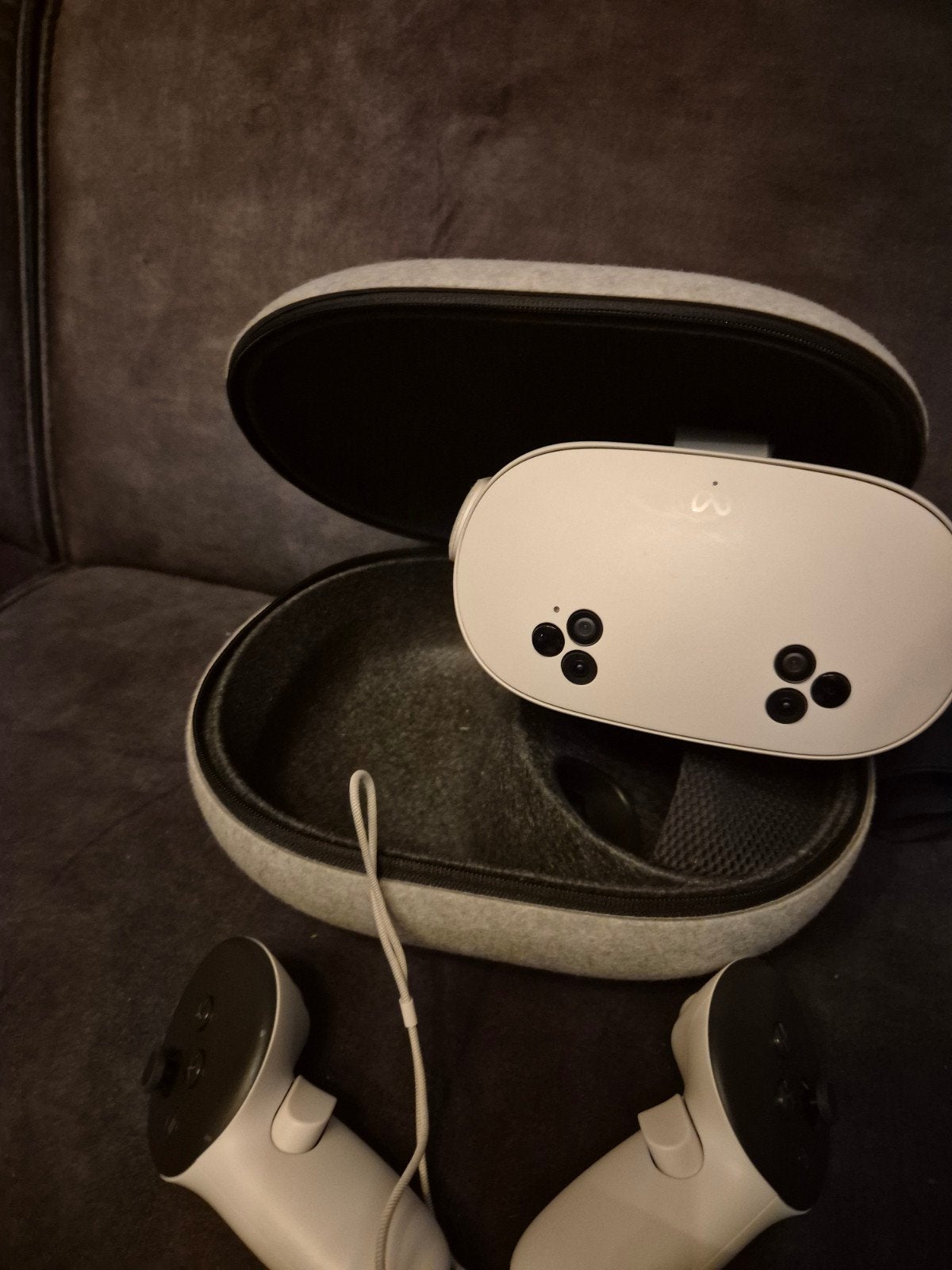 Meta Quest 3S (128GB) + draagtas, Spelcomputers en Games, Ophalen of Verzenden, Zo goed als nieuw, VR-bril, Overige platformen