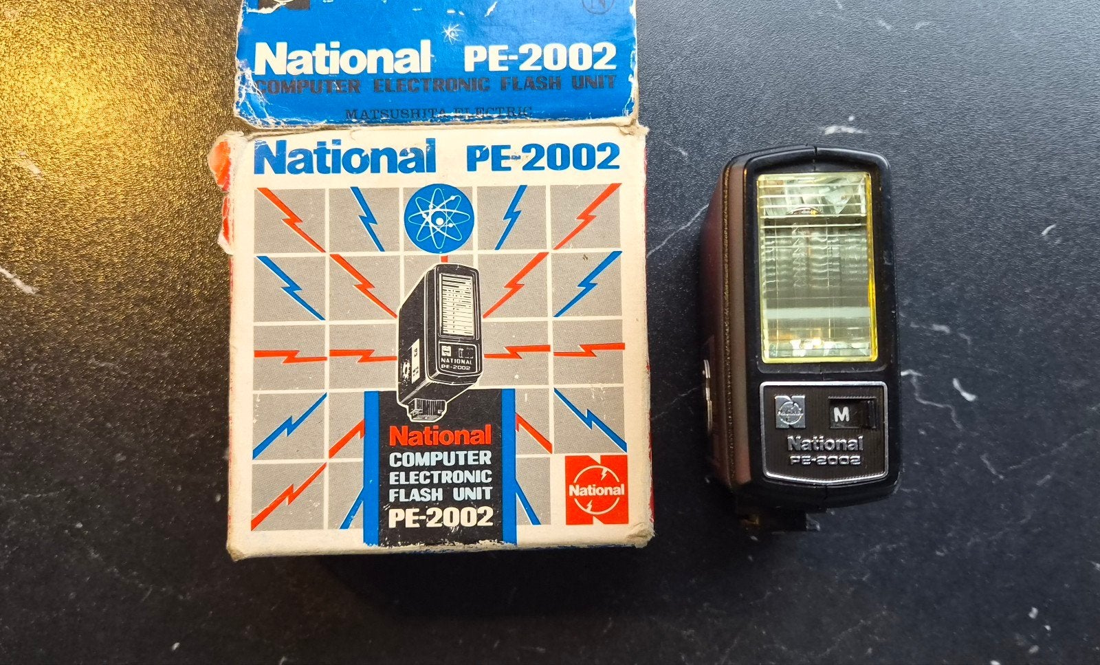 National PE-2002 Computer Electronic Flash Unit, Gebruikt, Voor analoge fotografie, National, Ophalen of Verzenden