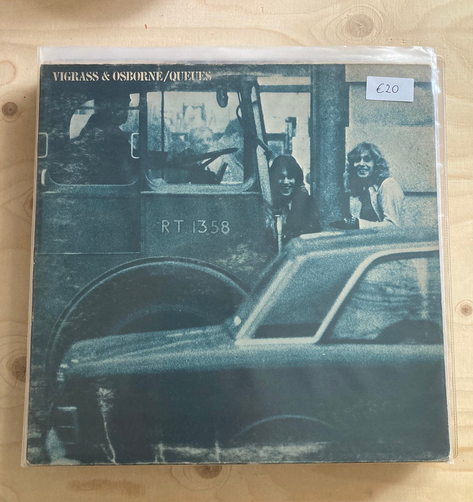 Vigrass & Osborne - Queues NL 1st Press UNI Records, Ophalen of Verzenden, Zo goed als nieuw, Overige formaten, Poprock