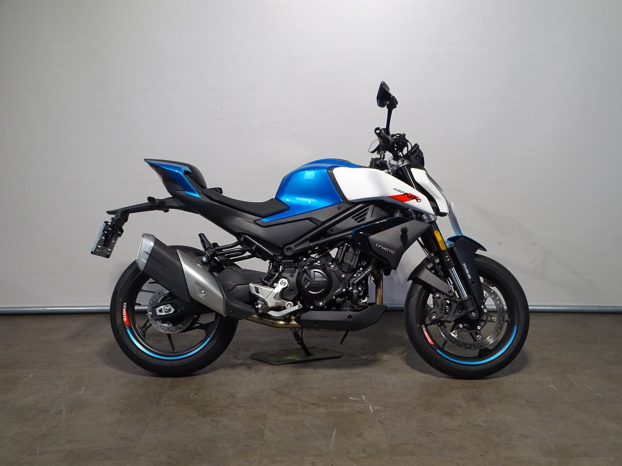 CFMOTO 450 NK, Nieuw, Bedrijf, 12 t/m 35 kW, Naked bike