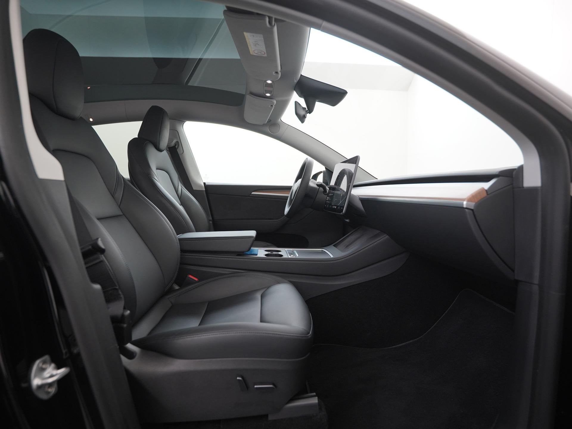Tesla Model Y Long Range AWD 75 kWh | SOH 96% | Trekhaak | Z, Auto's, Stof, Gebruikt, 495 min, Zwart