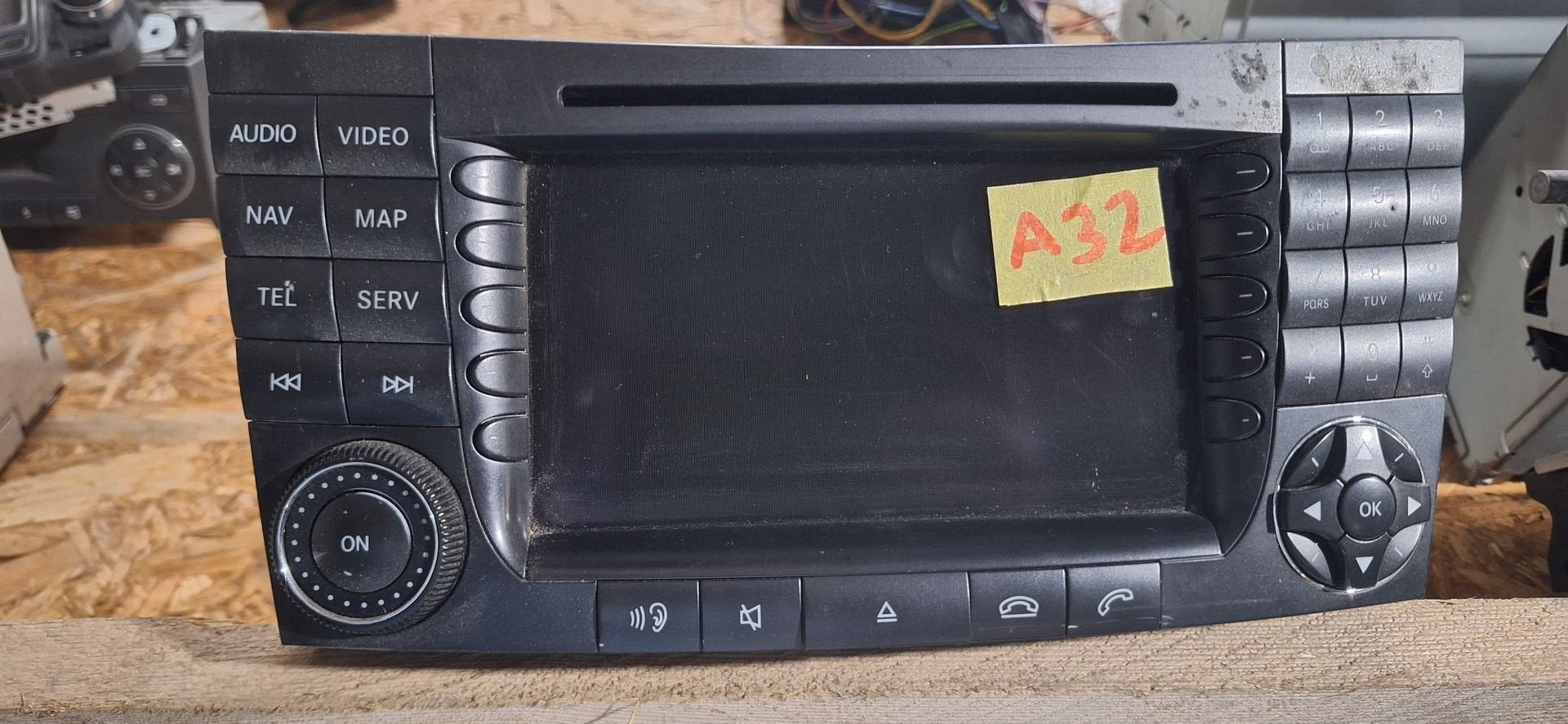 Originele Mercedes-Benz COMAND NTG4 Navigatie / Radio (C-Kla, Gebruikt, -, -, Ophalen of Verzenden