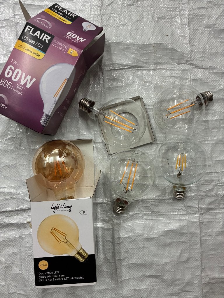 Diverse LED lampen E27 - in bol gloeilamp vorm, 30 tot 60 watt, Led-lamp, Dimbaar, Zo goed als nieuw