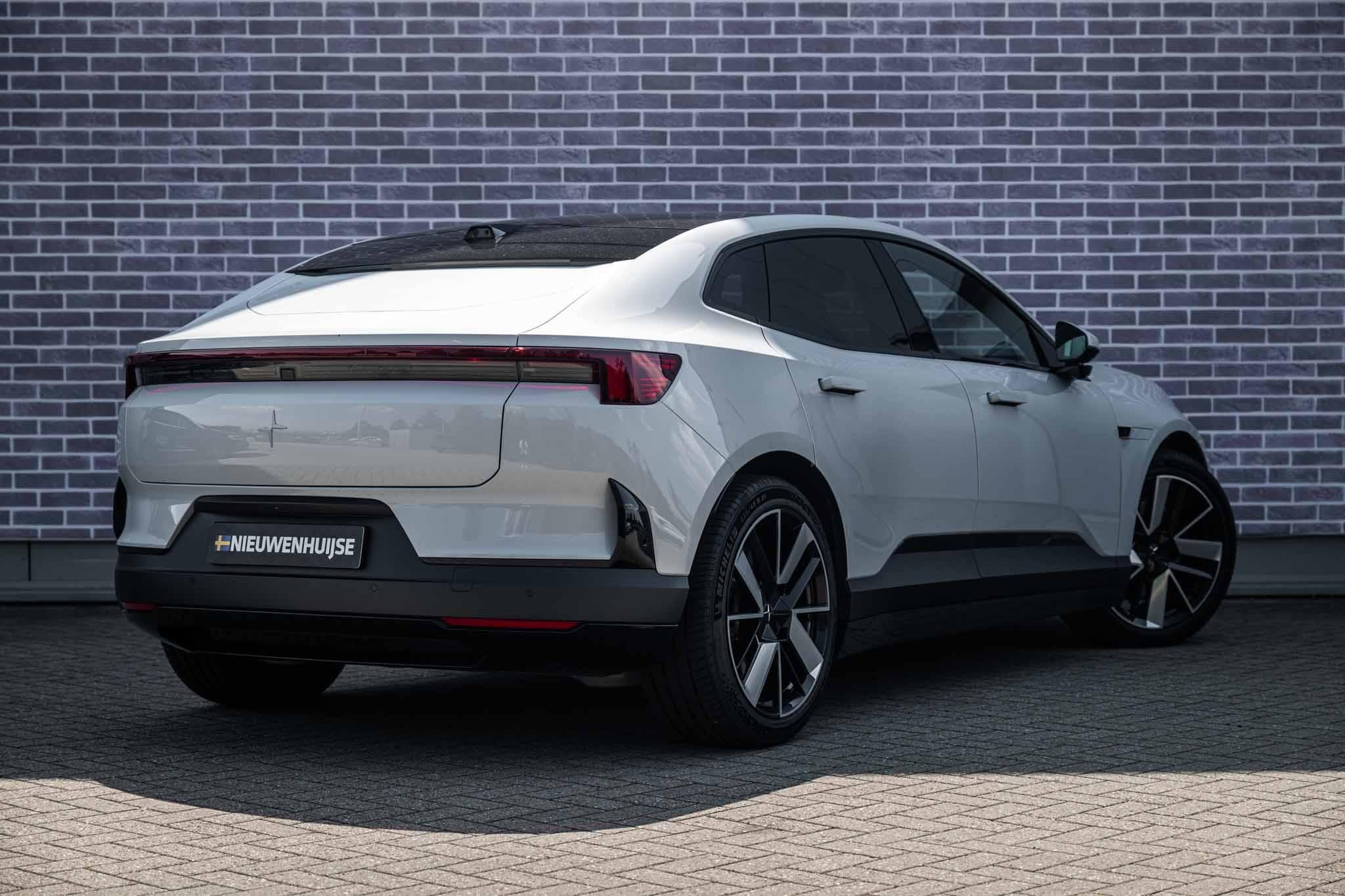 Polestar 4 Long Range Dual motor Prime 100 kWh, Auto's, Automaat, 2000 kg, Origineel Nederlands, Vierwielaandrijving
