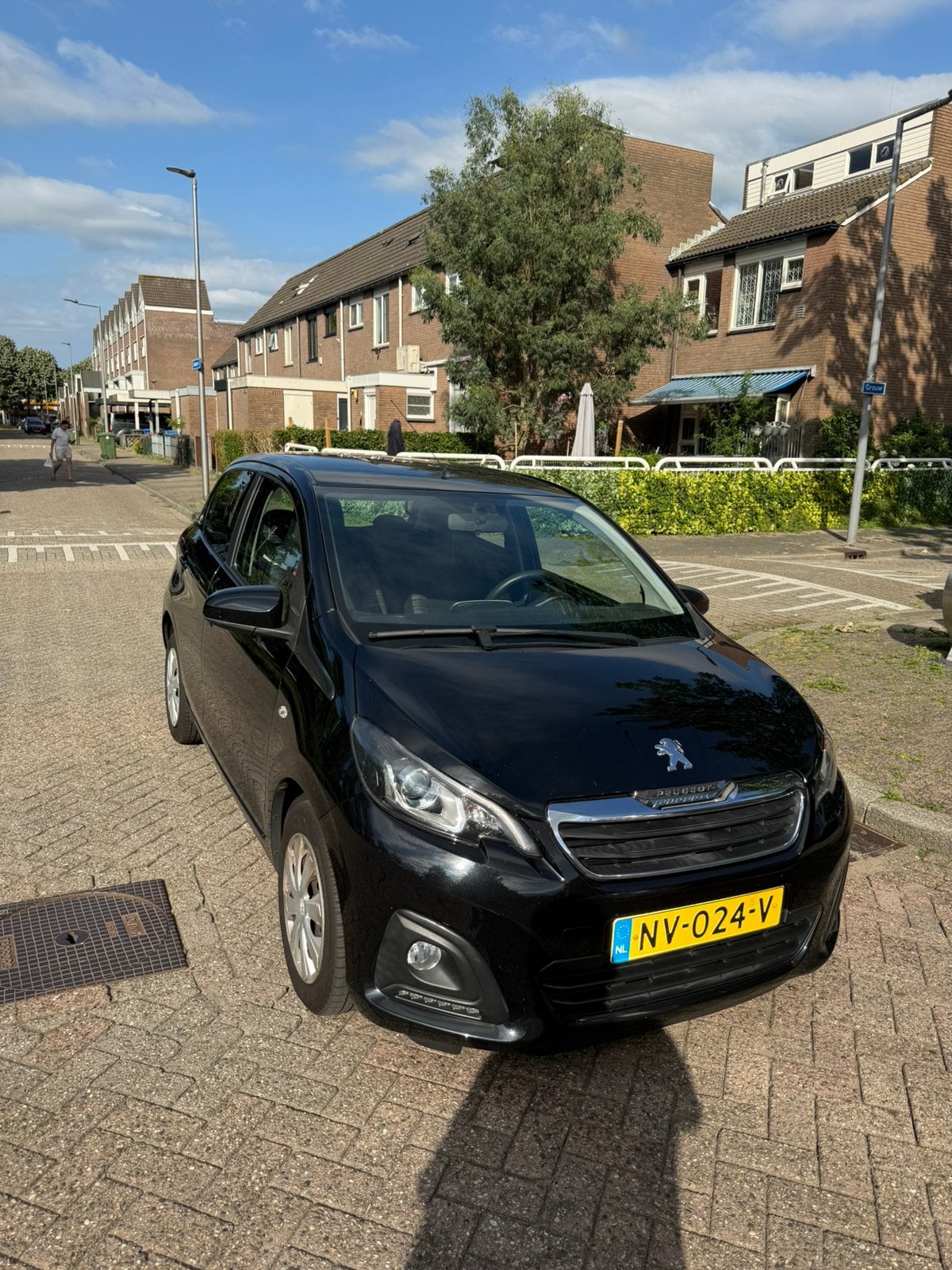 Peugeot 108 1.0 12V E-vti 51KW 5DR 2017 Zwart NAP, Voorwielaandrijving, Euro 6, 4 stoelen, Zwart