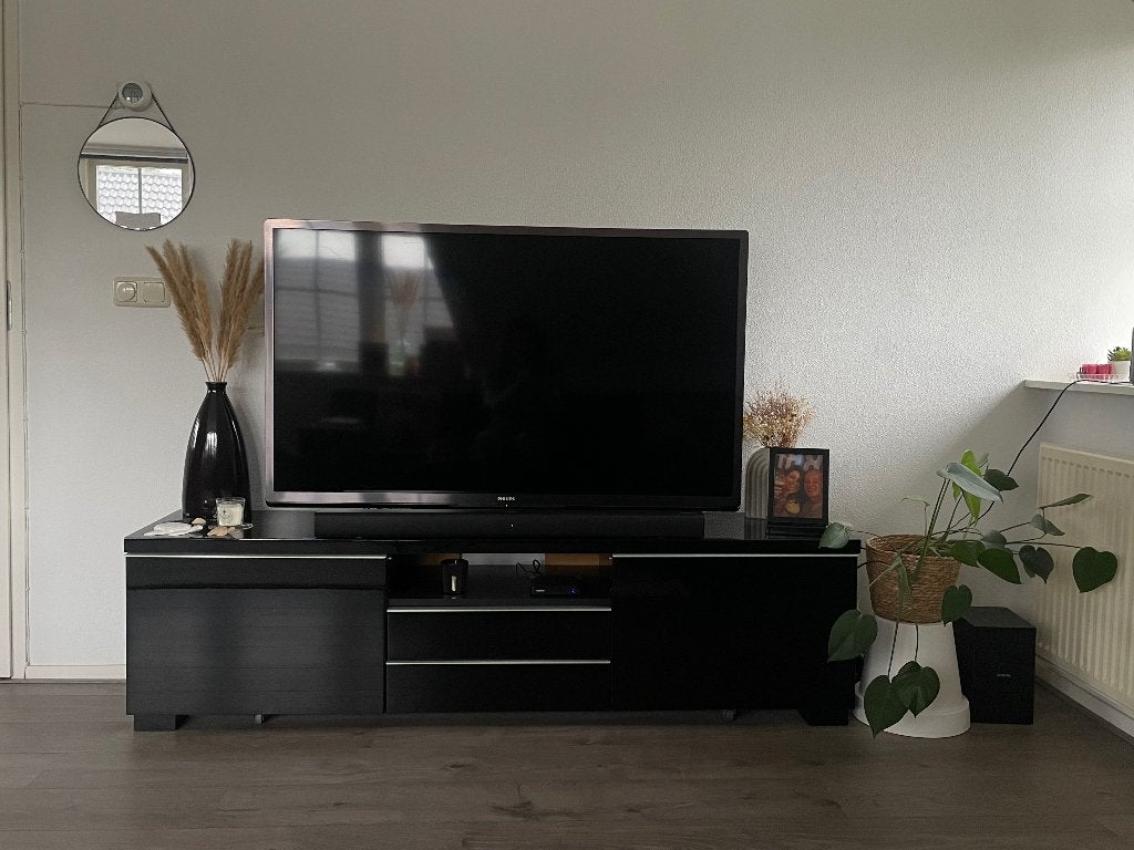 Hoogglans zwart tv meubel 180 cm breed, Ophalen, 150 tot 200 cm, Zo goed als nieuw, Minder dan 100 cm