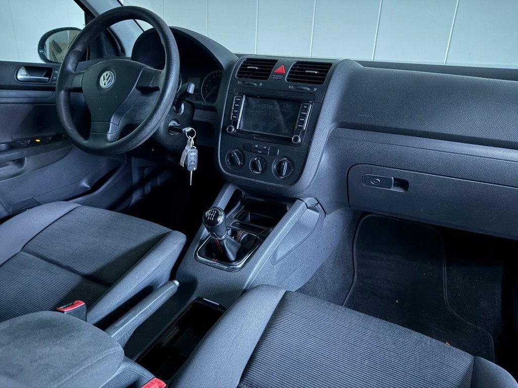 Volkswagen Golf 1.6 FSI Turijn Airco, Apple car play, Auto's, Volkswagen, Voorwielaandrijving, 1195 kg, Gebruikt, 4 cilinders