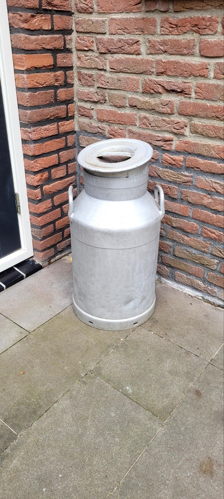 Mooie melkbus, Ophalen