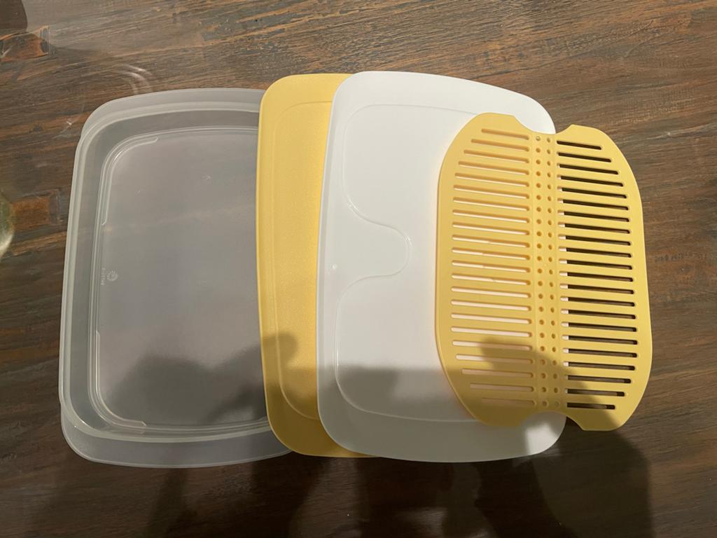 Nieuwe Tupperware vleeswaren bak 700ml met rooster/snijplank, Huis en Inrichting, Keuken | Tupperware, Ophalen of Verzenden, Nieuw