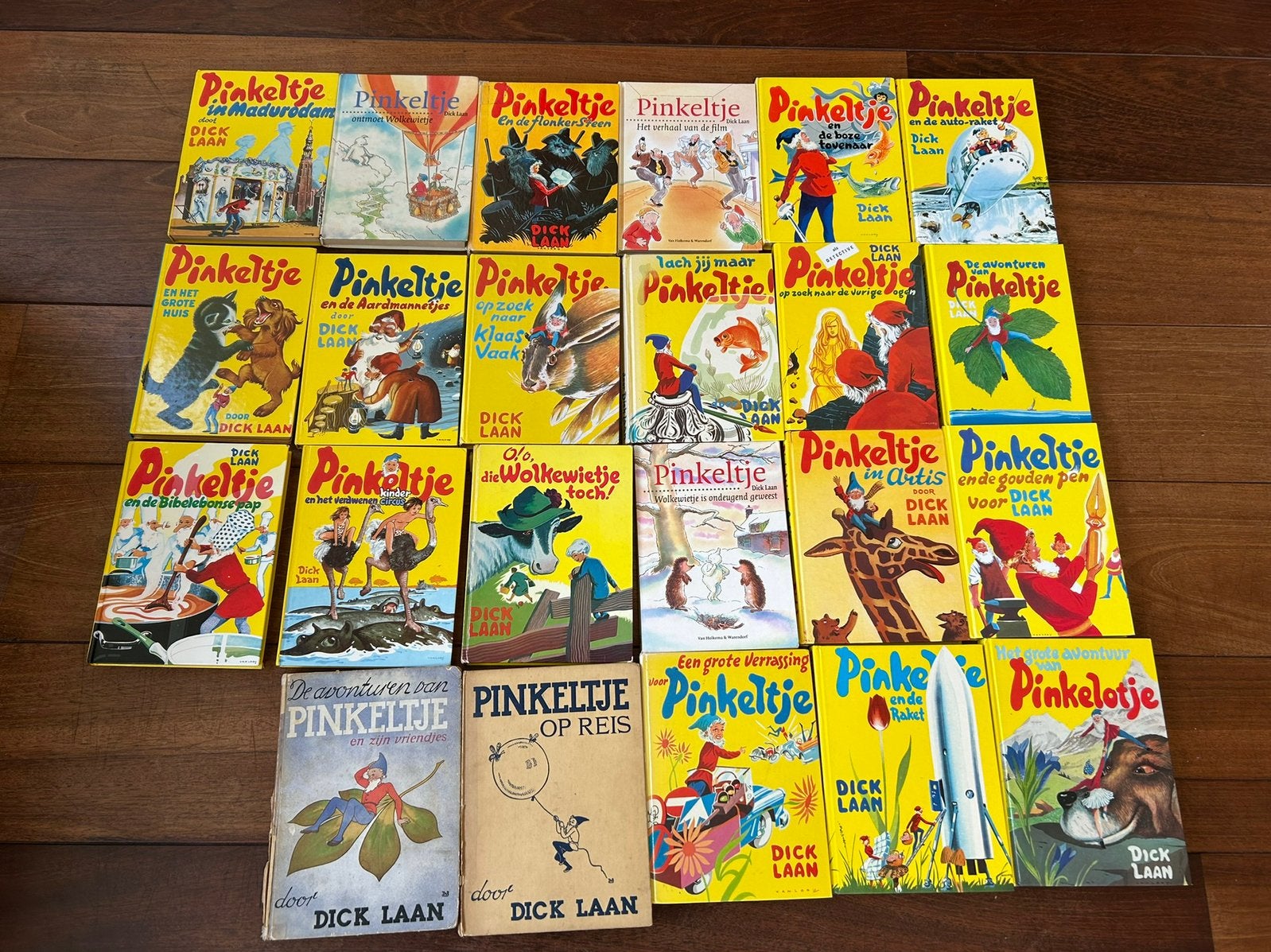 Grote verzameling Pinkeltje boeken, 23 stuks, Boeken, Ophalen of Verzenden, Zo goed als nieuw, Sprookjes