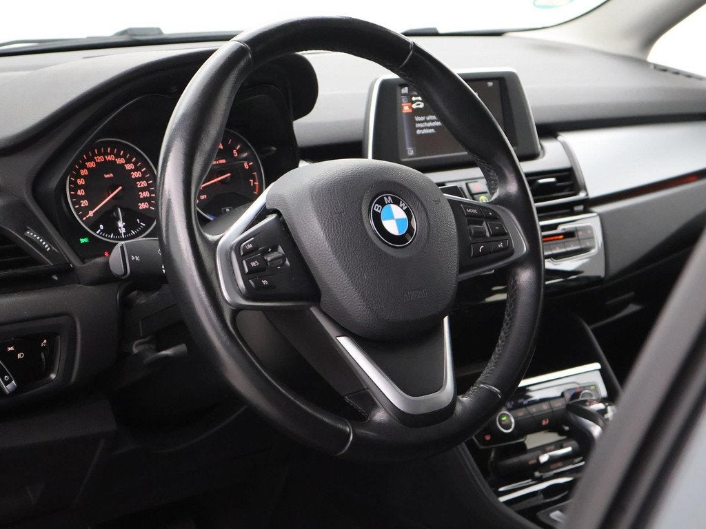 BMW 2-serie Active Tourer 225XE 224 PK HYBRID XDRIVE EXECUTI, Auto's, BMW, Automaat, 8 kWh, Stof, Gebruikt