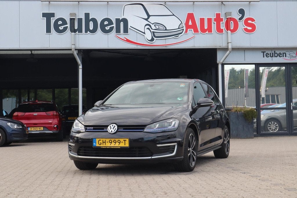 Volkswagen Golf 1.4 TSI GTE Cruise Control, Trekhaak, Climat, Auto's, Volkswagen, Stof, Gebruikt, 4 cilinders, Zwart