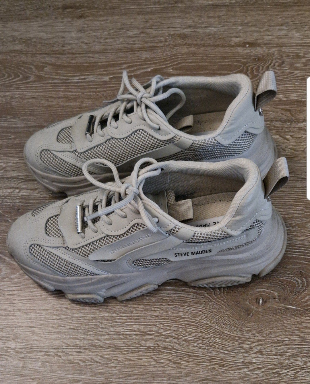Steve Madden sneakers maat 41, Kleding | Dames, Schoenen, Ophalen, Steve Madden, Sneakers of Gympen, Grijs