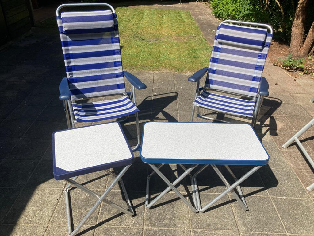 2 Campingstoelen en 2 bijzettafels merk crespo, Ophalen, Zo goed als nieuw, Campingstoel