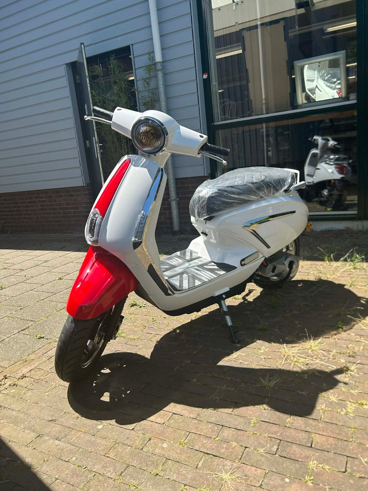 Swagger brommer elektrische, Fietsen en Brommers, Scooters | Piaggio, Ophalen of Verzenden, Elektrisch, Overige modellen