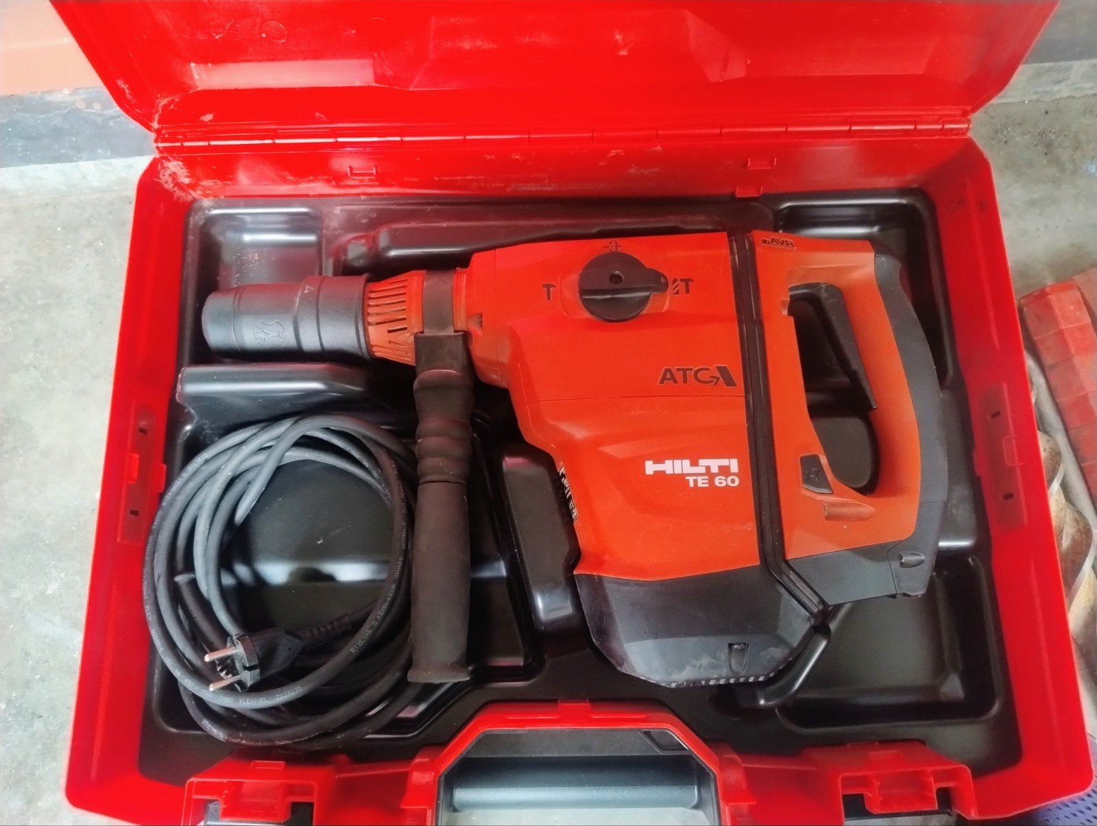 Hilti Te 60 ATC/AVR, Ophalen, Zo goed als nieuw