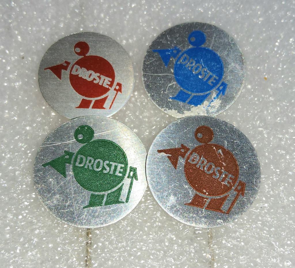 4 Droste Speldjes - Vintage Chocolade Reclame, Ophalen of Verzenden, Gebruikt, Merk, Speldje of Pin