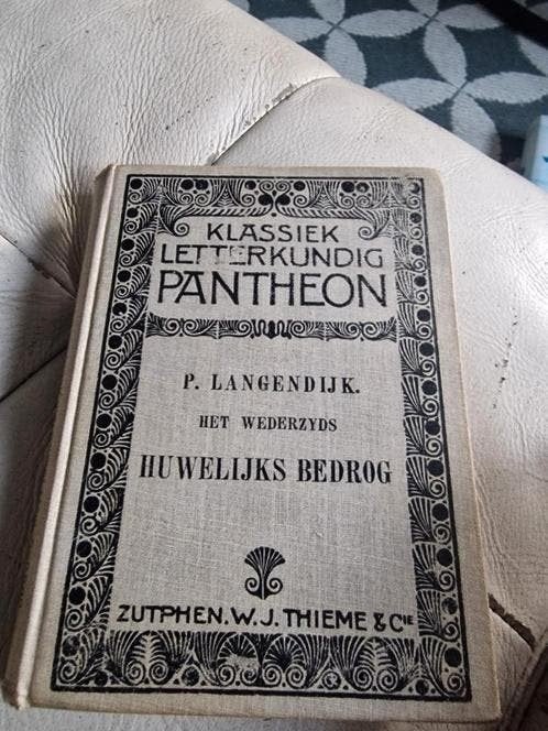 Klassiek Letterkundig Pantheon - P. Langendijk, Ophalen of Verzenden, Gelezen, P. Langendijk, Nederland