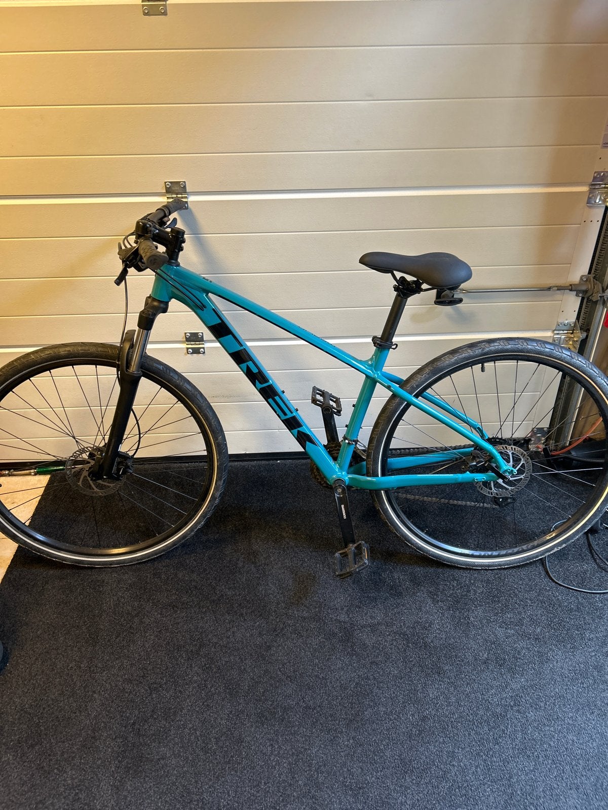 Trek Marlin 5 mountainbike - Zo goed als nieuw, 28 inch, Vering, Zo goed als nieuw, Meer dan 20 versnellingen