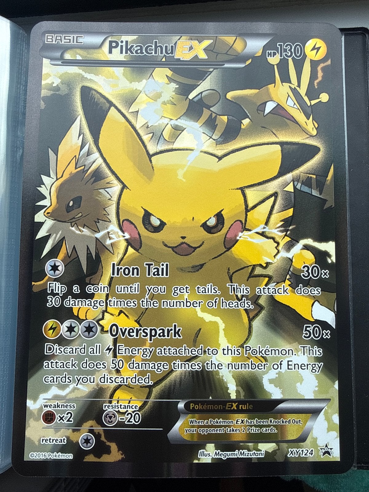 Pikachu EX XY124 Full Art Promo Pokemon Kaart, Hobby en Vrije tijd, Verzamelkaartspellen | Pokémon, Ophalen of Verzenden, Zo goed als nieuw