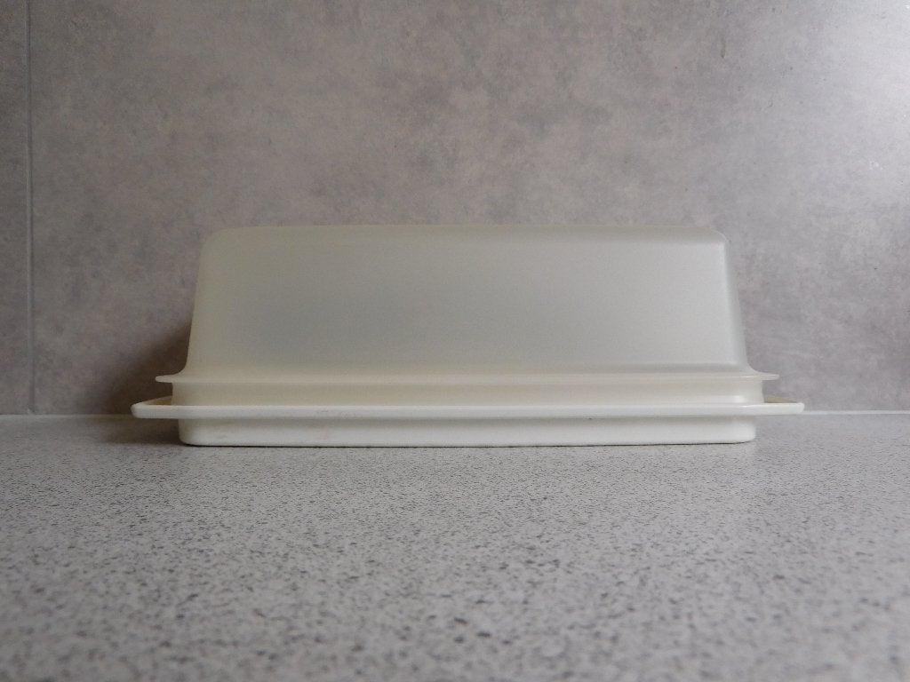 Tupperware Cakedoos 26,5x13,9 cm. Créme, Huis en Inrichting, Keuken | Tupperware, Overige typen, Ophalen of Verzenden, Zo goed als nieuw
