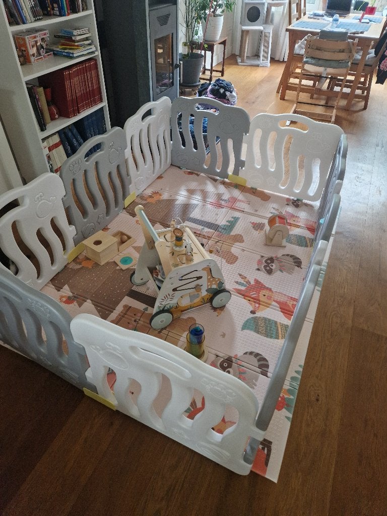 Baby Vivo kunststof babybox / speelhek, Ophalen, Zo goed als nieuw, Rechthoekig