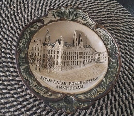 Amsterdam  wandbord Koninklijk Postkantoor, Ophalen