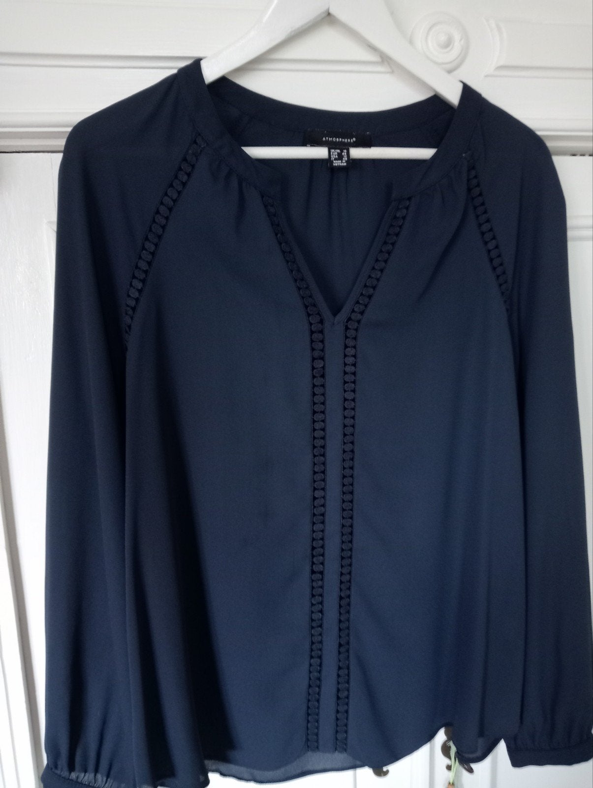 Donkerblauwe blouse met lange mouwen - Atmosphere, Atmosphere, Blauw, Maat 42/44 (L), Ophalen of Verzenden