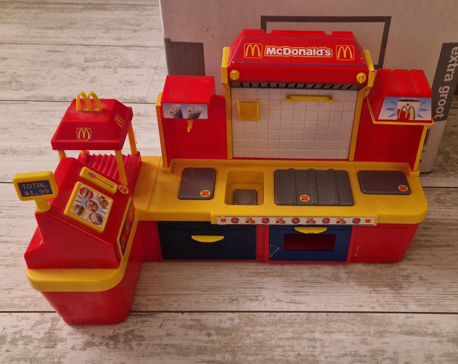 Oud McDonalds keukentje, Ophalen