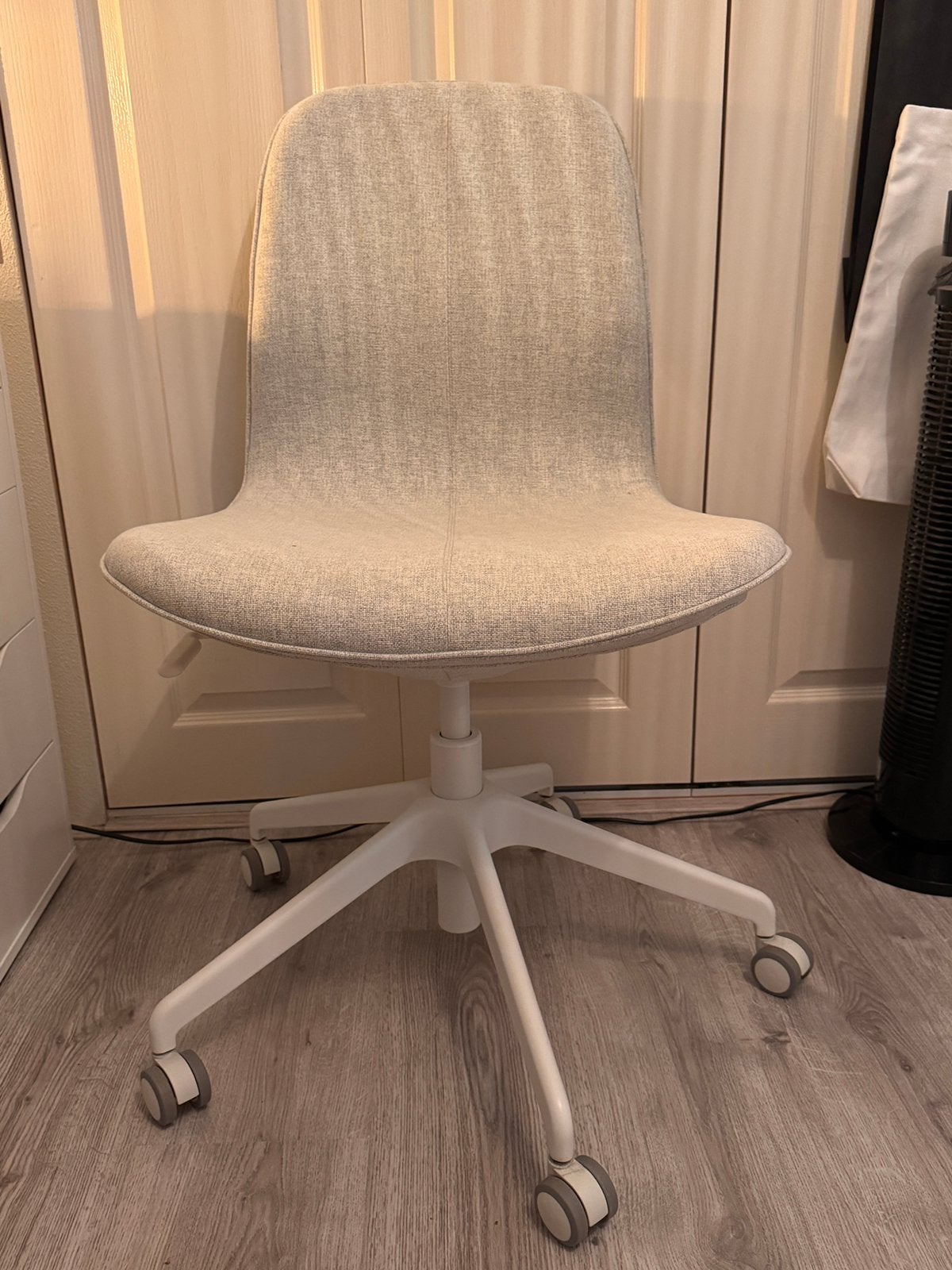Ikea bureau stoel, Ophalen, Zo goed als nieuw, Grijs, Bureaustoel