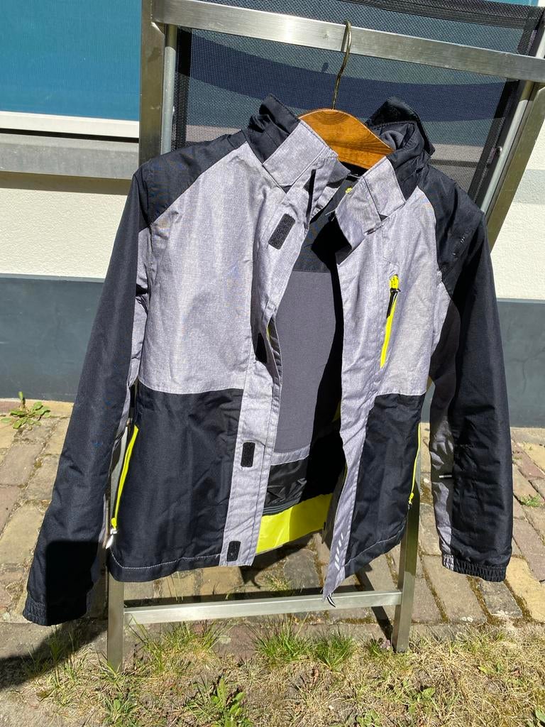 jas maat 148-152,, Kinderen en Baby's, Kinderkleding | Maat 146, Ophalen of Verzenden, Zo goed als nieuw, Jongen of Meisje, Jas