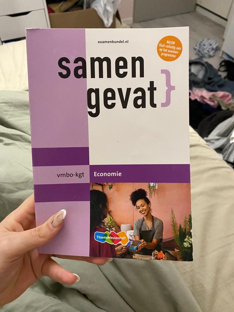 vmbo-kgt Economie, Ophalen of Verzenden, Zo goed als nieuw, VMBO, Economie