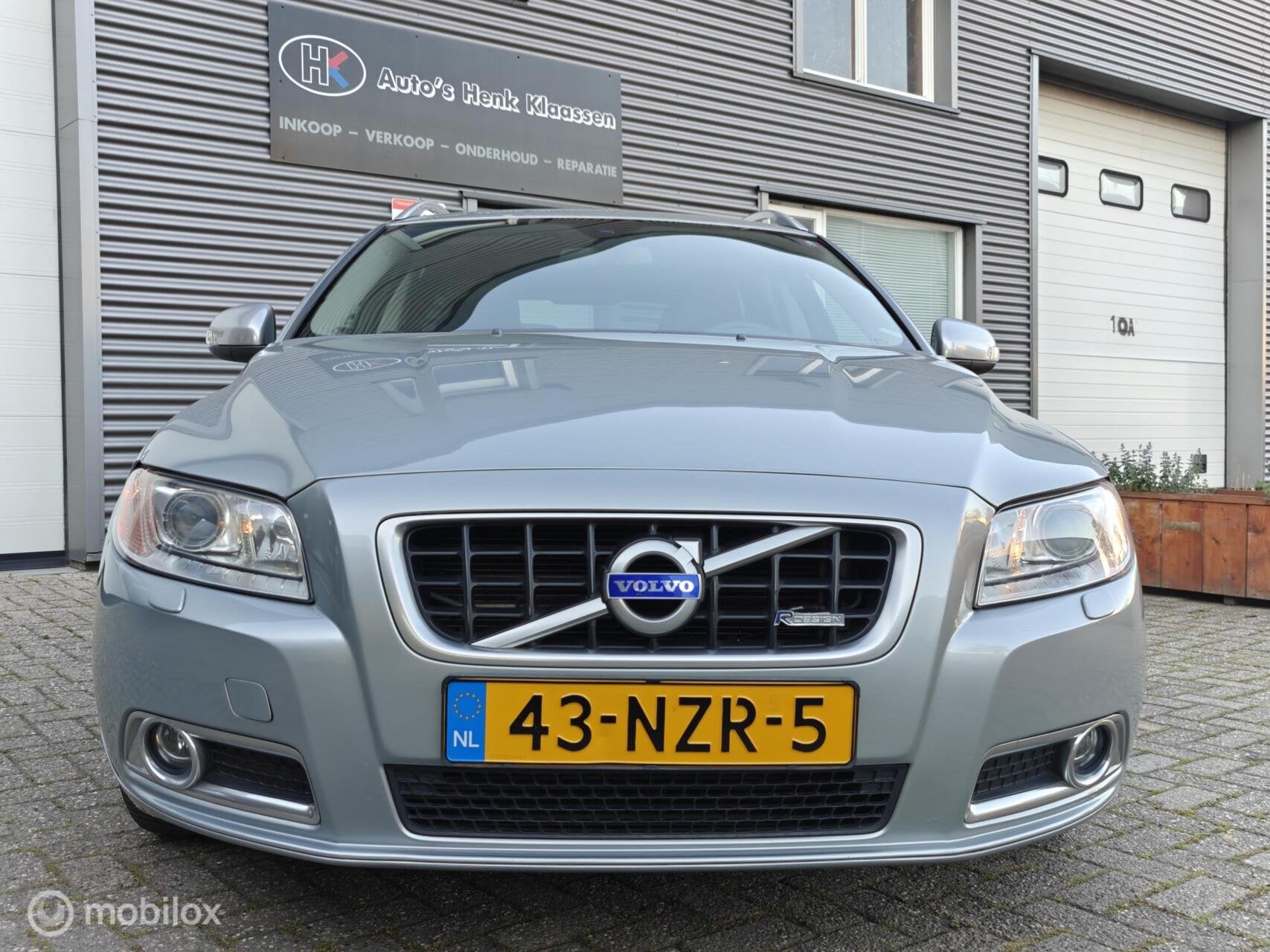 Volvo V70 2.0T 203pk AUTOMAAT-6 R-Design Clima PDC Trekhaak, Euro 5, 1800 kg, 4 cilinders, 203 pk