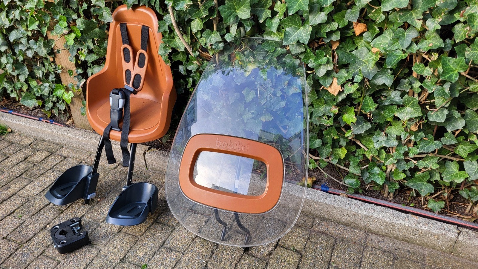Bobike Voorzitje met Windscherm en Bevestiging, Fietsen en Brommers, Ophalen, Gebruikt, Voorzitje, Bobike