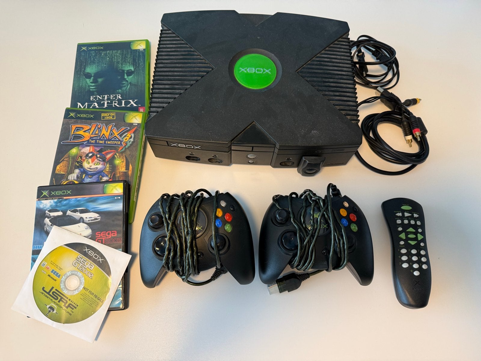 Xbox Classic met XBMC, 2 controllers, afstandsbediening, Spelcomputers en Games, Ophalen of Verzenden, Niet werkend, Met 2 controllers