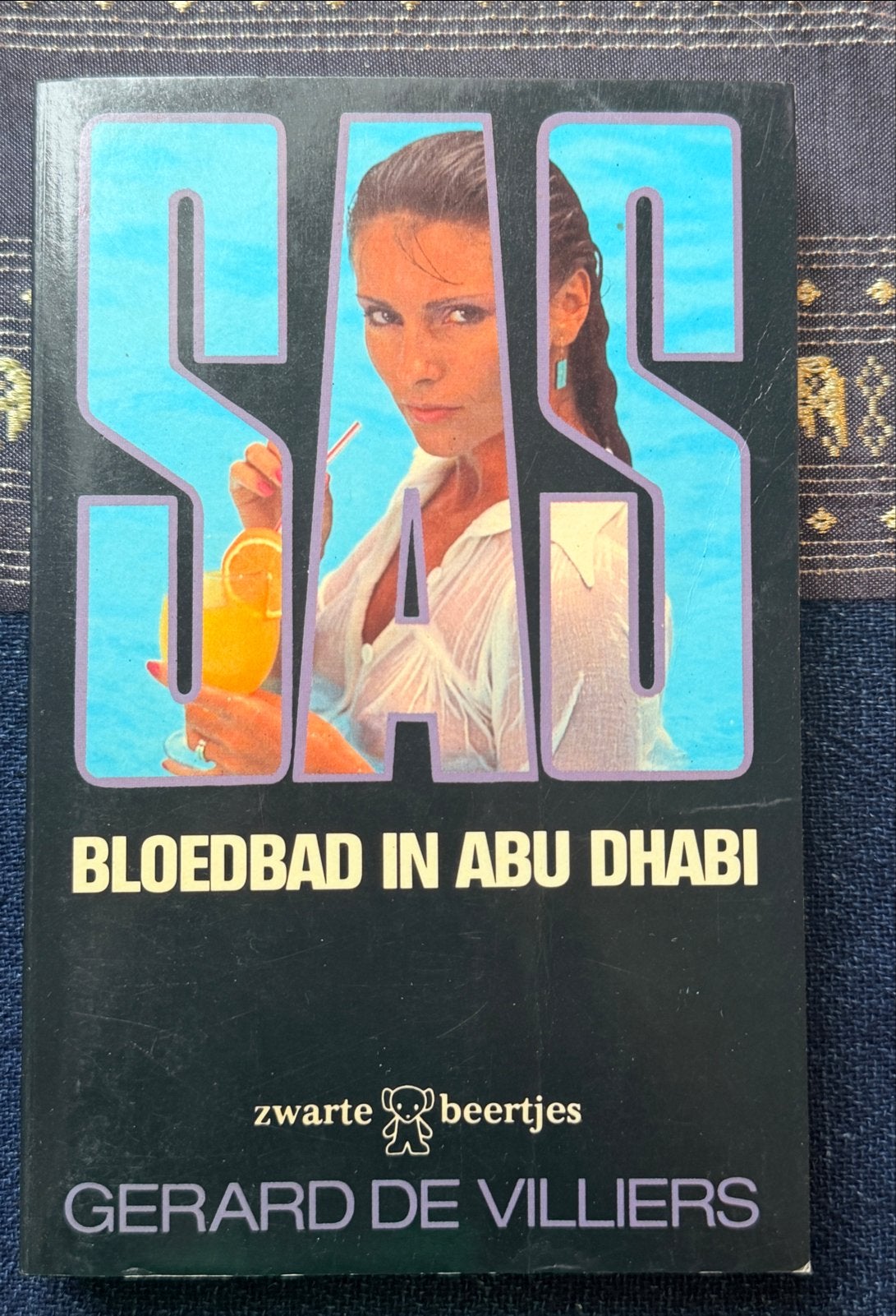 SAS Bloedbad in Abu Dhabi - Gerard de Villiers, Boeken, Ophalen of Verzenden, Gelezen