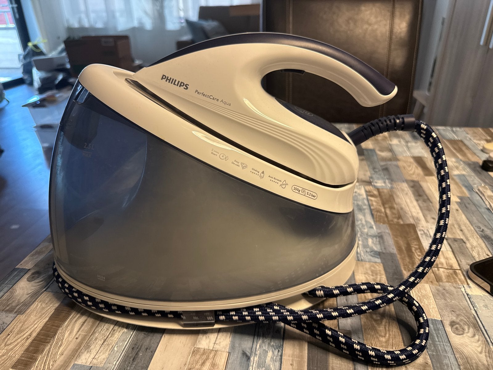 Philips PerfectCare Aqua Stoomstrijkijzer, Verzenden, Gebruikt, Strijkijzer met snoer