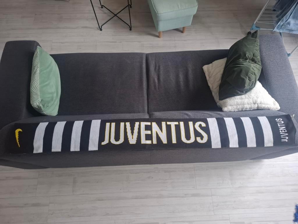 Juventus sjaal, Ophalen of Verzenden, Zo goed als nieuw, Buitenlandse clubs, Vaantje of Sjaal