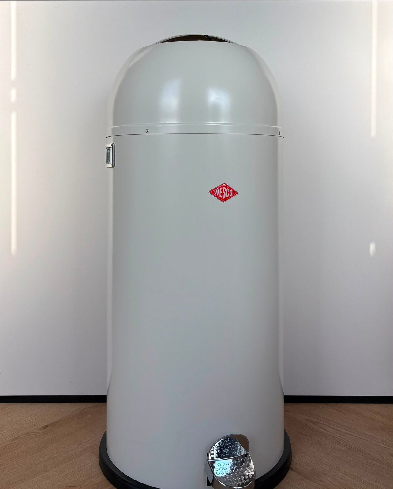 Wesco Kickmaster 40L Zand Mat, Ophalen, Met pedaal, 40 liter of meer, Zo goed als nieuw