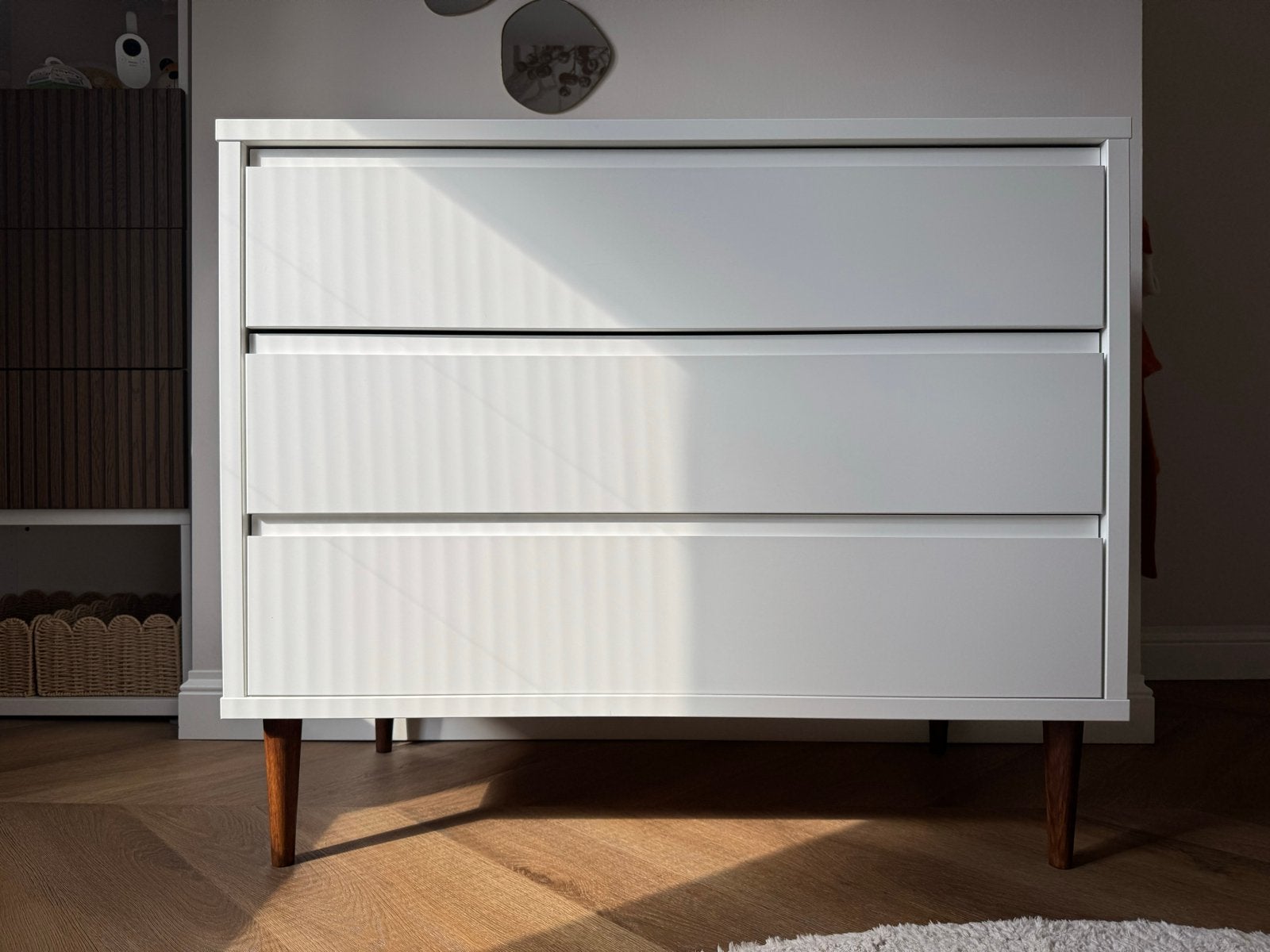Nette Babypark commode wit met walnoot pootjes, Ophalen, 50 tot 70 cm, Zo goed als nieuw, 75 tot 100 cm