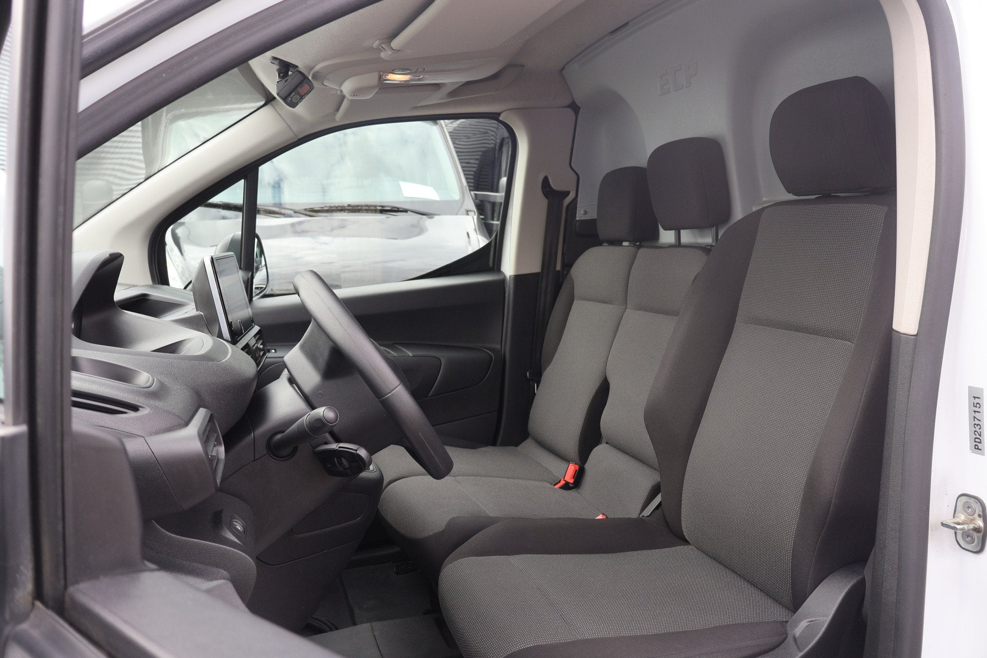 Peugeot Partner 1.2 Koelwagen Vrieswagen -15 Dag en Nacht, Auto's, Gebruikt, 1198 cc, Wit, Bedrijf