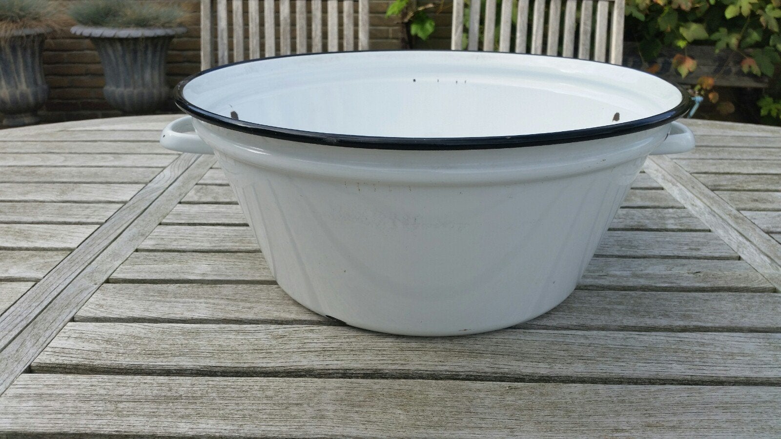Vintage wasteil wit emaïlle met zwarte rand, Ophalen of Verzenden