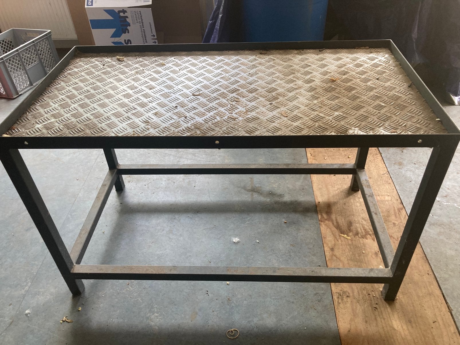 Stalen werktafel, Ophalen, Gebruikt, 100 tot 150 cm, Rechthoekig